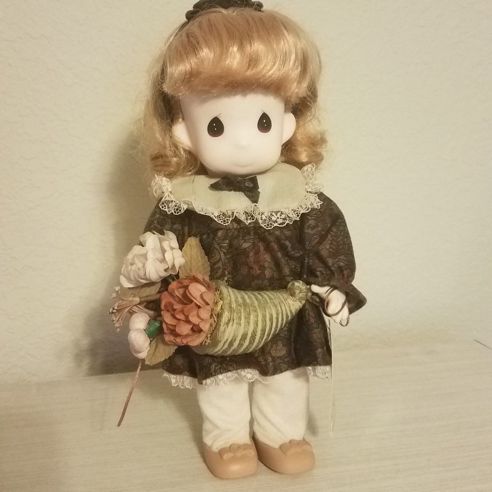 Precious Moments Crissy doll